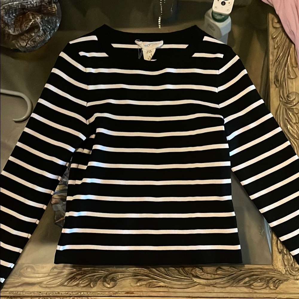 Black and White Striped Women's Top (Tight Fit)